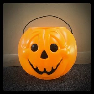 Halloween pumpkin blow mold